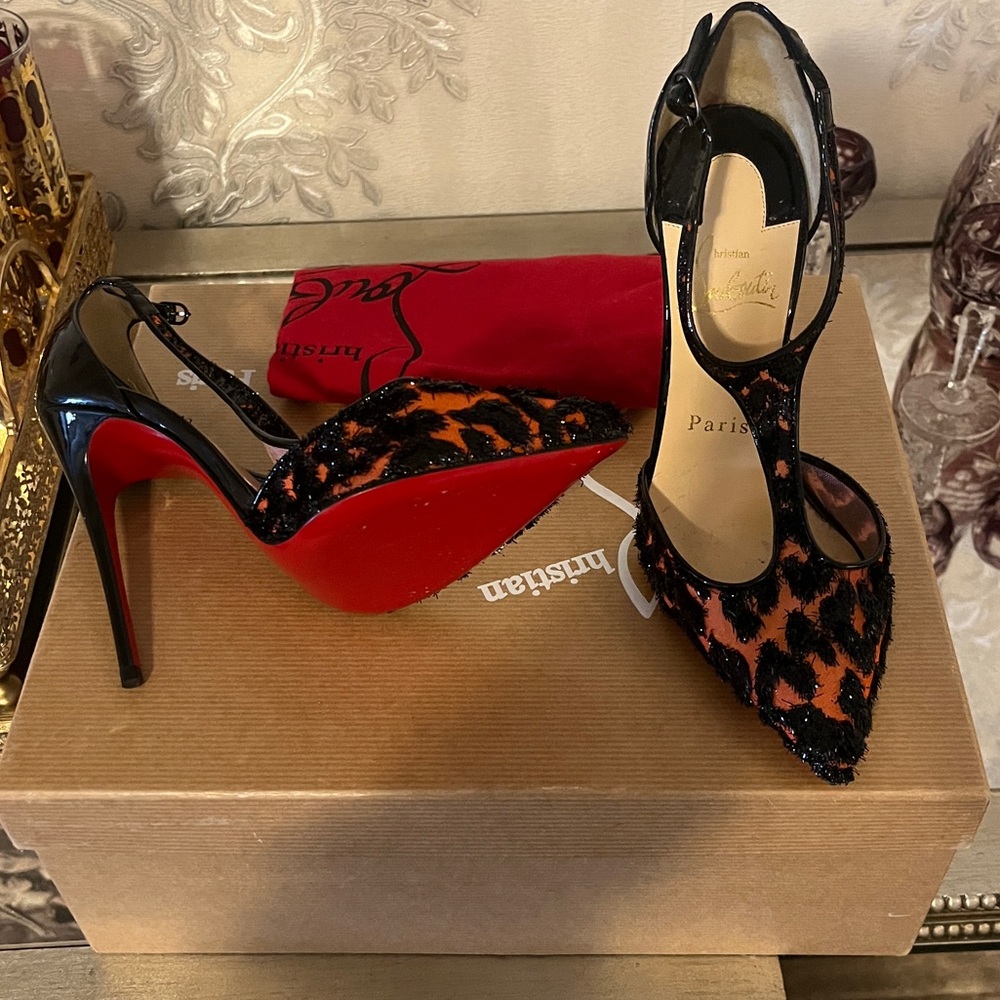 Christian Louboutin stiletto animal print heel size 35.5